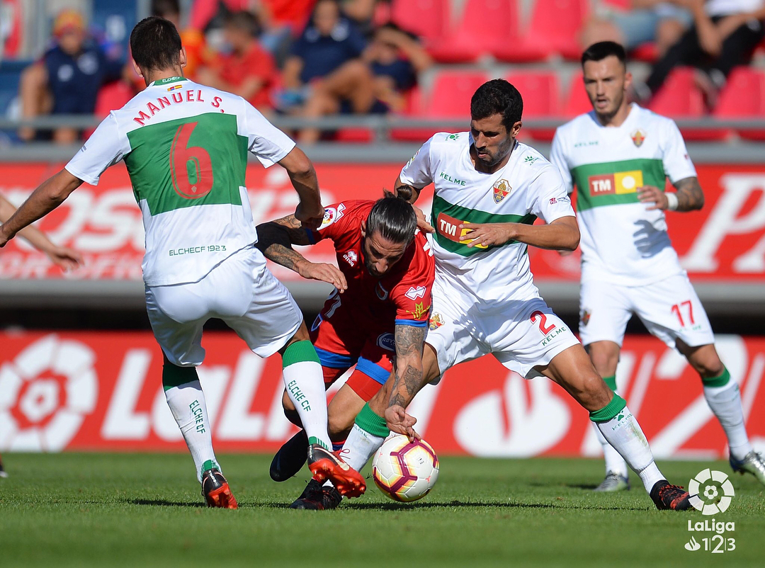 格拉纳达主场战平强敌，保持不败纪录的简单介绍